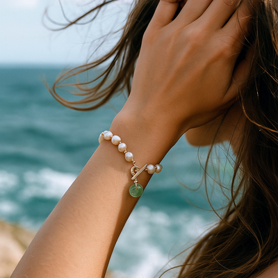 Lira | The Radiance of Pearls