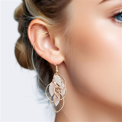 Boucles d'Oreilles Élégantes en Forme de Feuille – Style Nature, Quotidien & Festif.