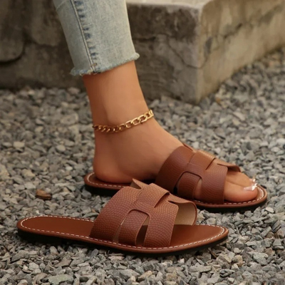 Nolia™ | Sandales Classiques à Enfiler