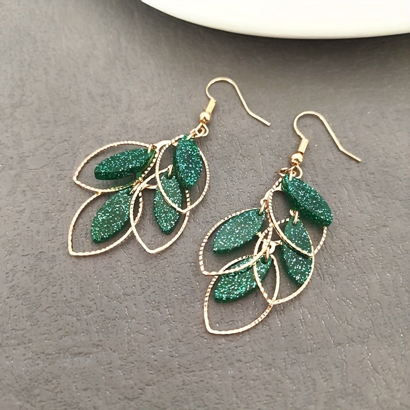 Boucles d'Oreilles Élégantes en Forme de Feuille – Style Nature, Quotidien & Festif.