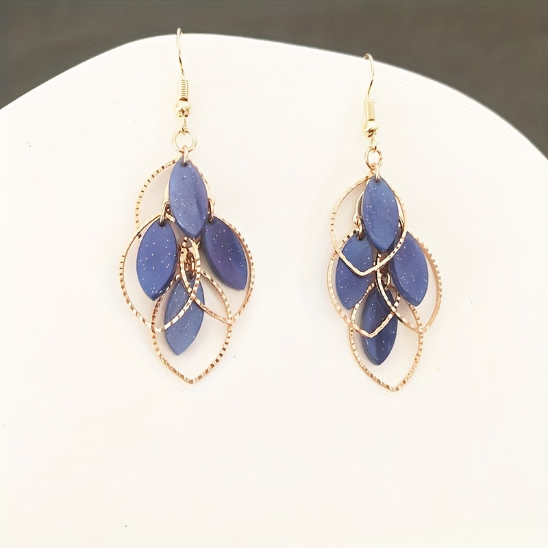 Boucles d'Oreilles Élégantes en Forme de Feuille – Style Nature, Quotidien & Festif.