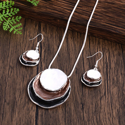 Ensemble de Bijoux Boho : Boucles d'oreilles & Collier – Style Rétro & Quotidien