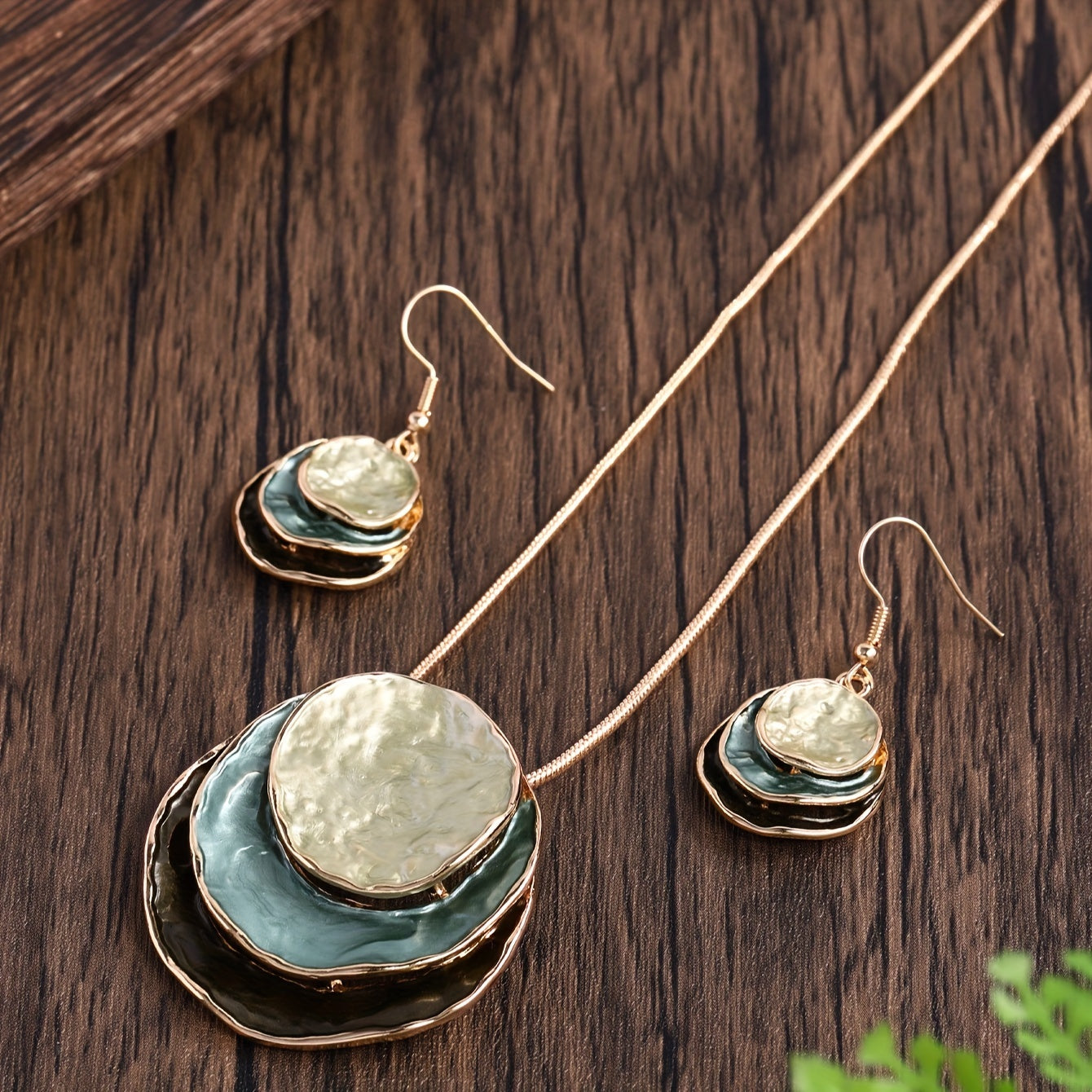 Ensemble de Bijoux Boho : Boucles d'oreilles & Collier – Style Rétro & Quotidien