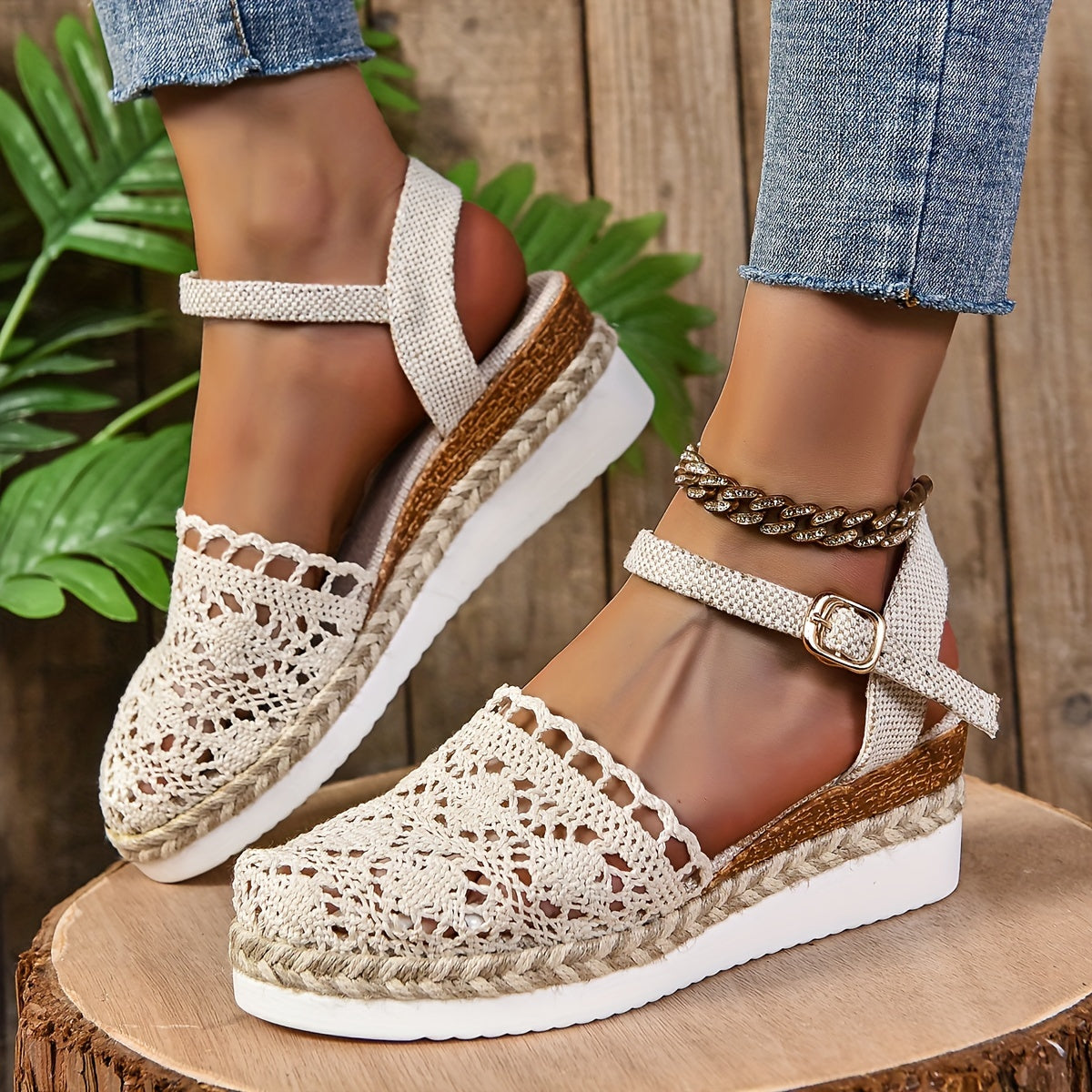 Beige / 44