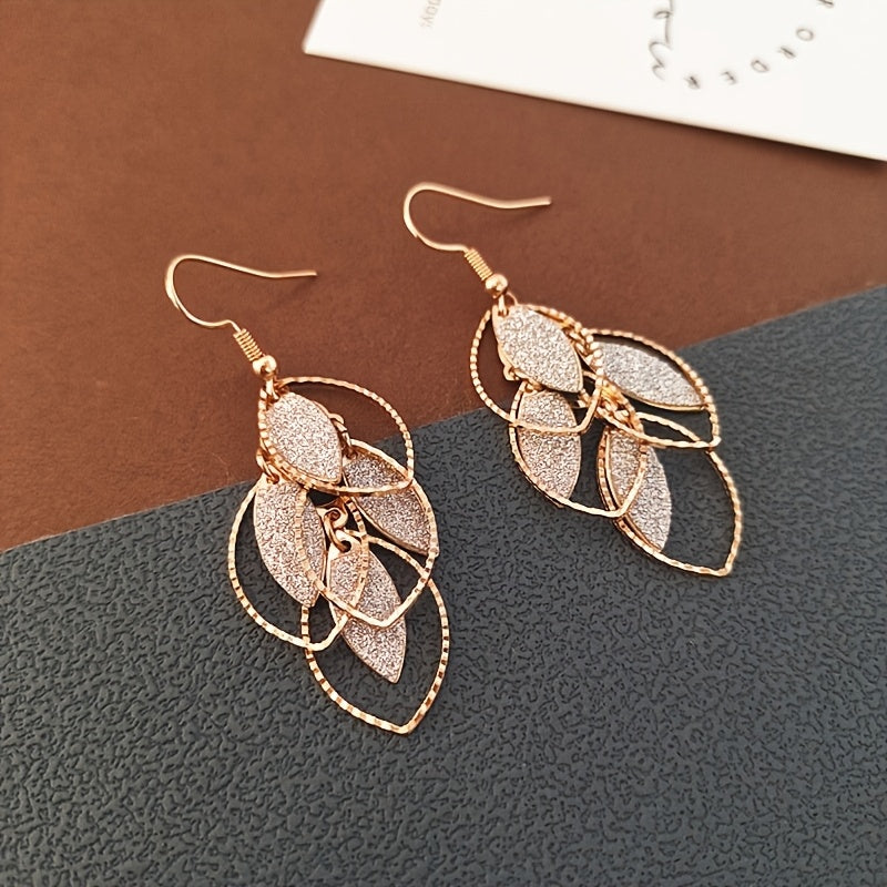 Boucles d'Oreilles Élégantes en Forme de Feuille – Style Nature, Quotidien & Festif.